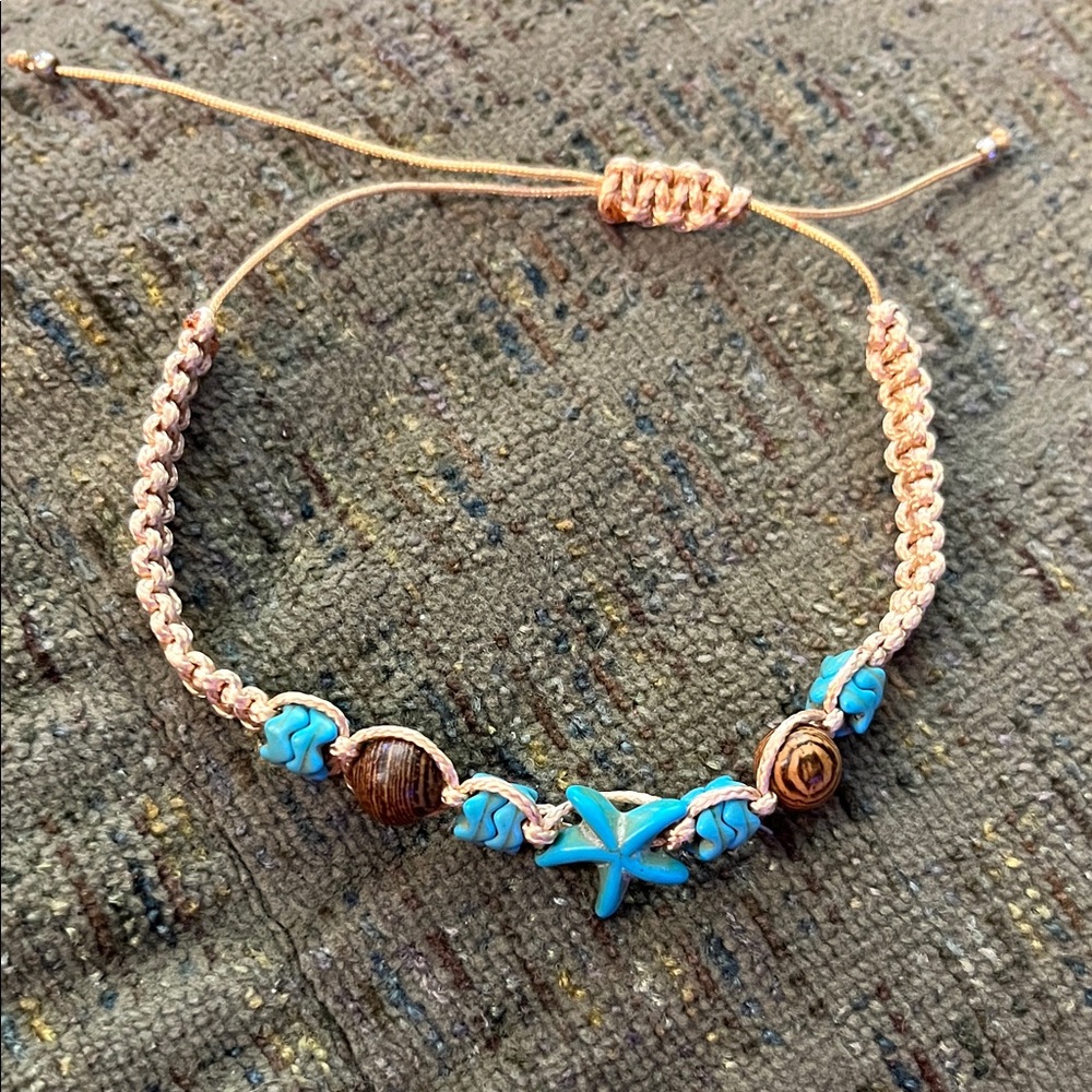 Handcrafted Shell Beaded Bracelet